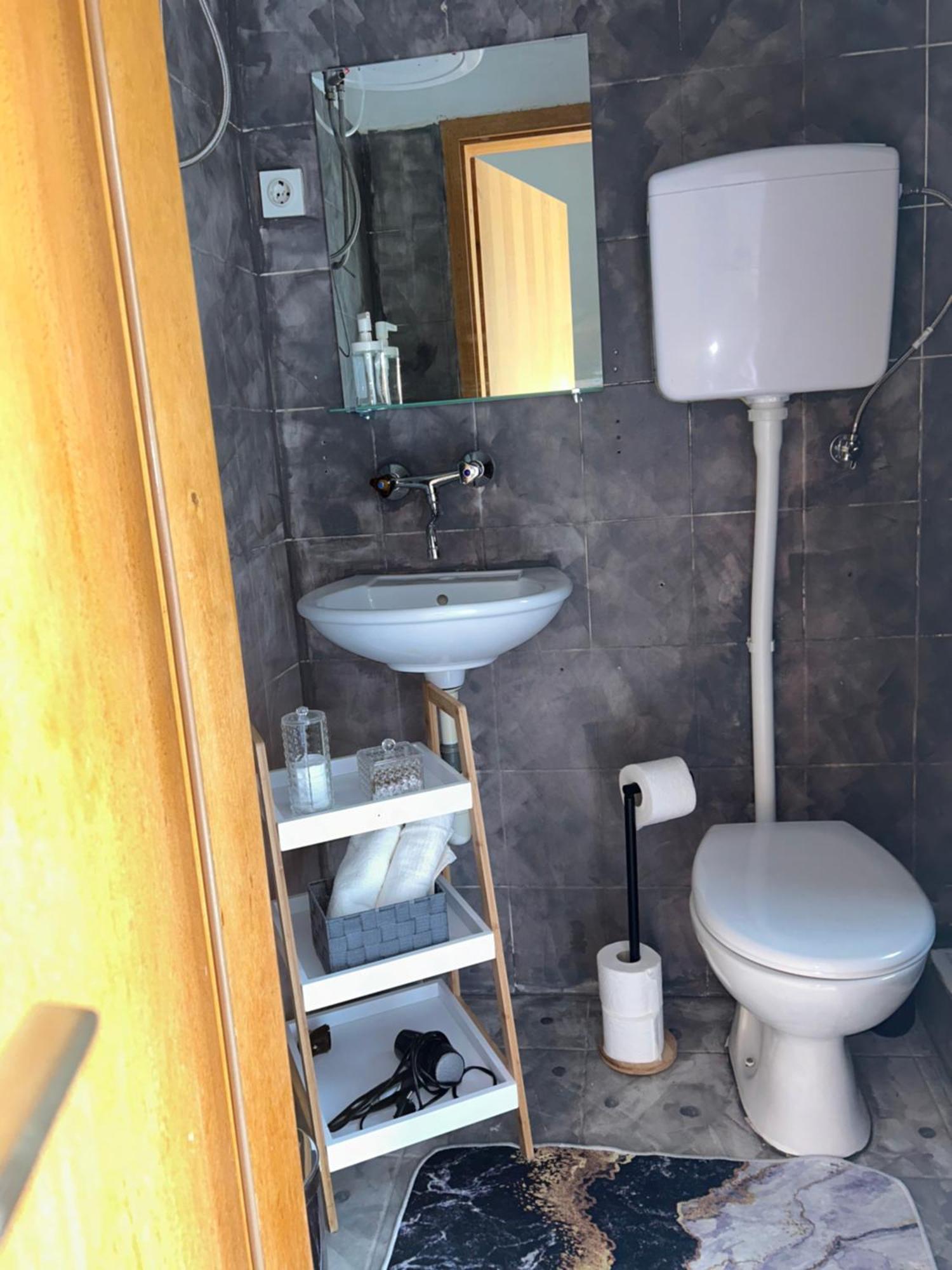 Отель Soba Za Odmor P&E Каштель-Штафилич Экстерьер фото